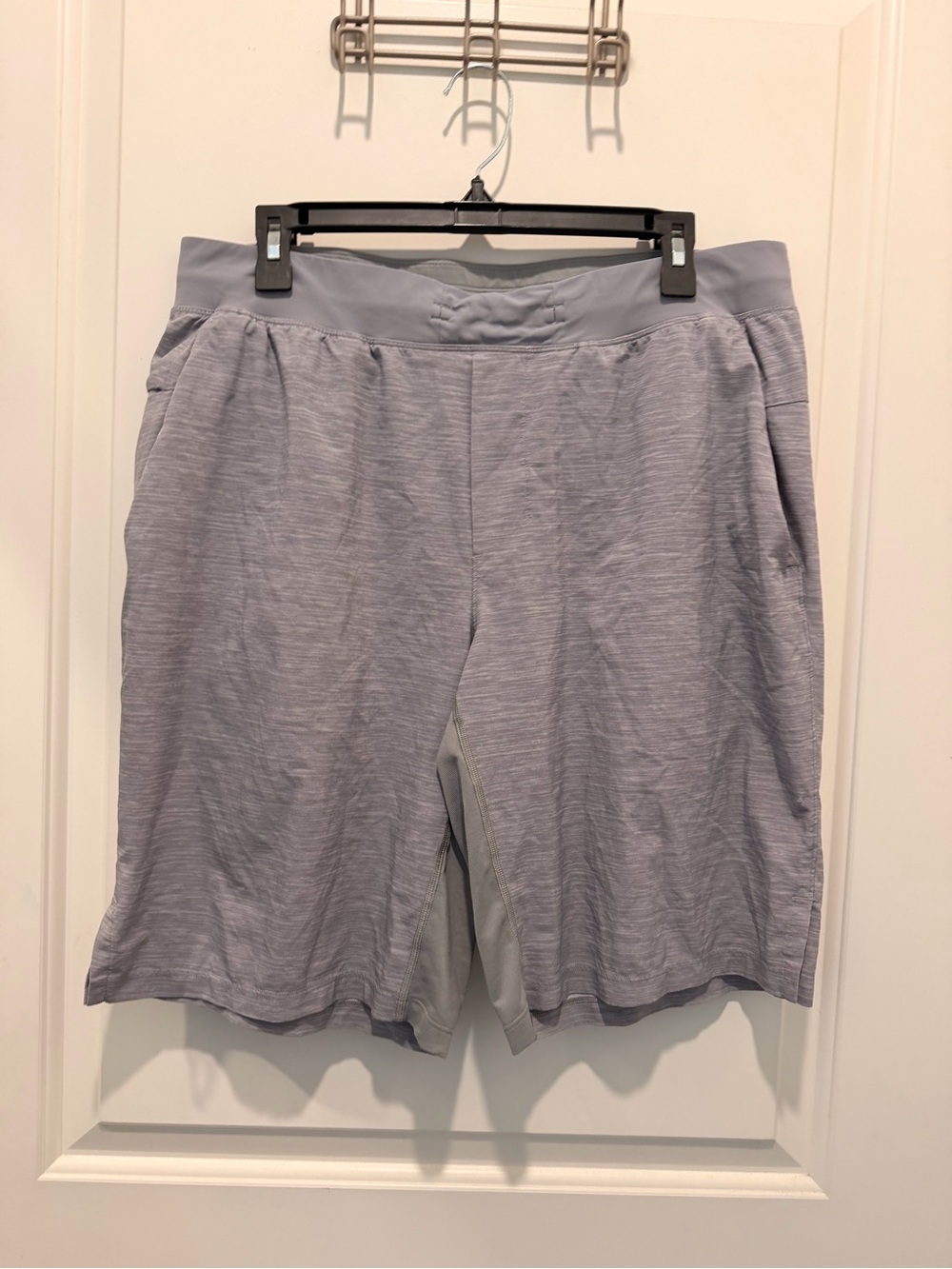Lululemon T.H.E. Short Linerless Heathered Gray Athletic Gym Running Shorts XL